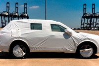 Chiếc Tiguan Allspace mới cập cảng Sài Gòn.