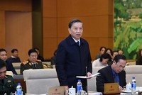 Bộ trưởng Công an Tô Lâm đại diện cơ quan chủ trì soạn thảo trong một phiên trình dự án luật trước UB Thường vụ Quốc hội
