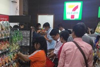 Số cửa hàng tiện lợi tại TP HCM đã vượt ngưỡng 1.800 shop và sẽ còn tiếp tục tăng mạnh từ năm 2018 trở đi. Ảnh: Foody.vn