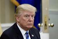 Thị trường thế giới gặp nhiều xáo trộn trước những tuyên bố gây sốc của Tổng thống Mỹ