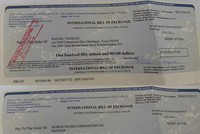 Hai tờ hối phiếu trên 5 tỉ USD được xác định là giả
ẢNH: Công an cung cấp.