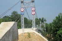 Chậm thanh toán tại Đề án Xây dựng 186 cầu treo dân sinh: Nguy cơ nhà thầu phá sản