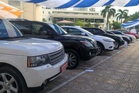 Các loại xe sang đời cũ ngày càng khó bán do quá nhiều thông tin bất lợi