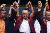 Ông Mahathir Mohamad giành chiến thắng trong cuộc tổng tuyển cử Malaysia. Ảnh: Getty.