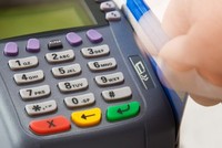 Ngân hàng cảnh báo không quẹt thẻ qua thiết bị khác ngoài POS