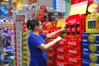 Bộ Tài chính dự kiến tăng thuế nước ngọt nhưng Hiệp hội Mía đường phản đối mạnh mẽ (Ảnh minh họa/DDDN)