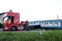 Hiện trường tai nạn ngày 24/5 ở Caluso, gần thành phố Turin. Ảnh: Reuters.