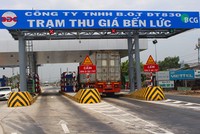 Nhiều chuyên gia cho rằng thuật ngữ "trạm thu giá" là tối nghĩa. Ảnh: Hoàng Nam.