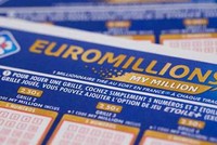 Vé số My Million - Euro Millions. Ảnh: AFP.
