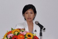 Bà Ping Kitnikone, Đại sứ Đặc mệnh toàn quyền Canada tại Việt Nam.