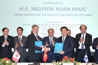 Thủ tướng Nguyễn Xuân Phúc dự Tọa đàm Doanh nghiệp Việt Nam - Canada. Ảnh: TTXVN.