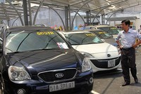 Cả ô tô mới lẫn cũ đều “cháy hàng“