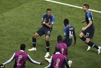 Pháp 4-2 Croatia: Pháp vô địch xứng đáng