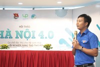 Phó Bí thư Thành đoàn Hà Nội, Nguyễn Đức Tiến phát biểu tại hội thảo. 