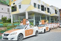 Đoàn Roadshow xuất phát từ Khu nhà mẫu, dự án Imperia Sky Garden (423 Minh Khai, Hà Nội).