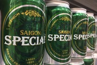 Bia Sài Gòn được bày bán tại một siêu thị Hà Nội. Ảnh: Anh Tú.