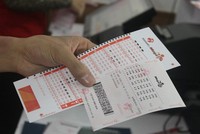 Ôm 32 tỷ độc đắc Vietlott, 1 tuần 2 tỷ phú số đỏ