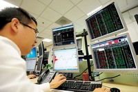 Giảm 2 điều kiện kinh doanh trong lĩnh vực chứng khoán