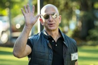 Ông chủ Amazon - Jeff Bezos. Ảnh: AFP.