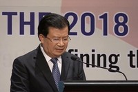 Phó Thủ tướng Trịnh Đình Dũng phát biểu tại Hội nghị. 