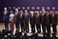 Lãnh đạo cấp cao các nước tham dự phiên khai mạc toàn thể WEF ASEAN (ảnh: Giang Huy/VnExpress)