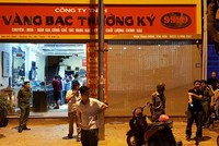 Cảnh sát phong tỏa hiện trường vụ việc. (Ảnh: CTV)