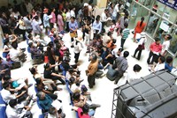 Các cơ sở khám chữa bệnh BHYT cần chuyển thông tin kịp thời lên Cổng giám định BHYT.