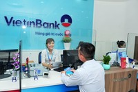 Khách hàng có cơ hội trúng thưởng nhiều quà tặng hấp dẫn khi giao dịch tại VietinBank.