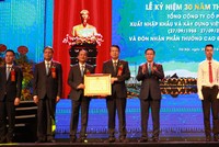 Tổng công ty vinh dự đón nhận Huân chương Lao động Hạng Ba tại lễ kỷ niệm 30 năm ngày thành lập.