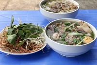 Các quán bún không rẻ nhưng được lòng người Hà Nội