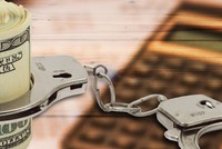 Rủi ro từ vốn vay “ngoài xã hội”