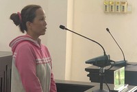 Gịn tại phiên tòa.