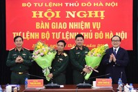 Hội nghị bàn giao nhiệm vụ Tư lệnh Bộ Tư lệnh Thủ đô Hà Nội.