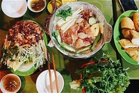 Ba phố ăn đêm có tiếng ở Hà Nội