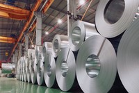 Các doanh nghiệp tôn thép đang bị "chặn cửa" xuất khẩu.