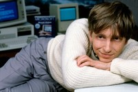 Bill Gates trong phòng làm việc tại Washington năm 1985. Ảnh: AFP.