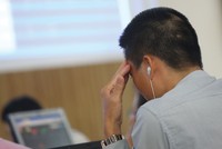 Nhà đầu tư cá nhân trên TTCK Việt Nam chủ yếu vẫn tự đầu tư, thay vì bỏ vốn vào các quỹ như thông lệ phổ biến trên thế giới 