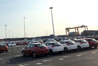 Cuối năm, doanh nghiệp giảm lượng xe nhập khẩu để cân đối cung - cầu.