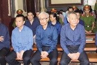 Các bị cáo tại tòa.