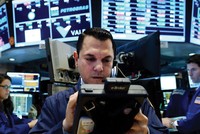 Thị trường biến động dữ dội trong thời gian ngắn cho thấy tâm lý nhà đầu tư không hề vững vàng.