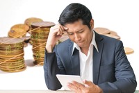 Ngân hàng đồng hành với khách hàng: Hiểu sao cho đúng?