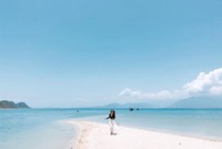 Hút mắt với 5 con đường giữa biển đẹp ngất ngây ở Việt Nam