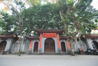 Bức tượng Phật ngồi lưng vua độc nhất Việt Nam ở Hà Nội