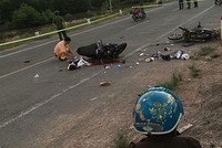 Hiện trường một vụ tai nạn tại Đà Lạt ngày đầu kỳ nghỉ tết.