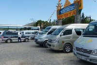 Người thuê xe cần nắm rõ thủ tục, số lượng người và xem kỹ hợp đồng trước khi thuê.