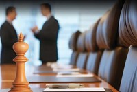 Đa phần các doanh nghiệp “án binh bất động về thông tin” trước biến động mạnh của giá cổ phiếu.