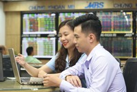 Kỳ vọng thị trường chứng khoán 2019 sẽ có xu hướng tăng, vùng điểm mục tiêu của VN-Index là 1.100 điểm, thậm chí có thể vượt đỉnh cũ.