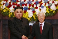 Tổng Bí thư, Chủ tịch nước Nguyễn Phú Trọng và Chủ tịch Triều Tiên Kim Jong Un. Ảnh VGP.