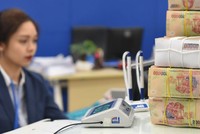 Việc giá cả hai nguồn năng lượng là điện và xăng dầu tăng sẽ khiến mục tiêu giữ lạm phát ở mức dưới 4% trở nên khó khăn hơn.