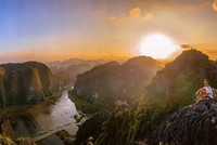 Nổi lên như là một trong những địa điểm “hot” nhất miền Bắc trong năm qua, “đệ nhất sống ảo” ở Ninh Bình khiến nhiều người tò mò về cái tên khá kỳ lạ.